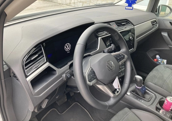 Volkswagen Touran cena 129800 przebieg: 24600, rok produkcji 2023 z Wschowa małe 781